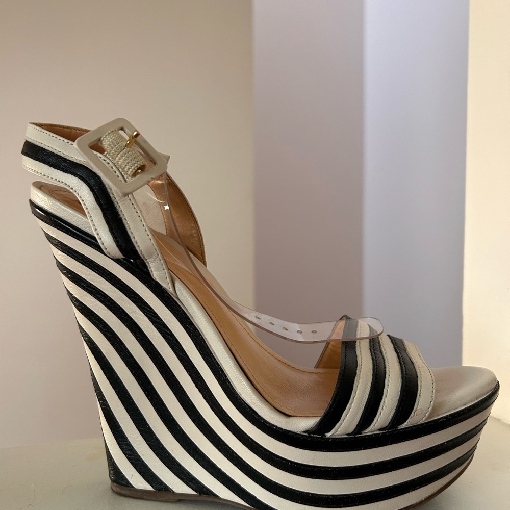 Stylish Black and White Wedge Sandals
